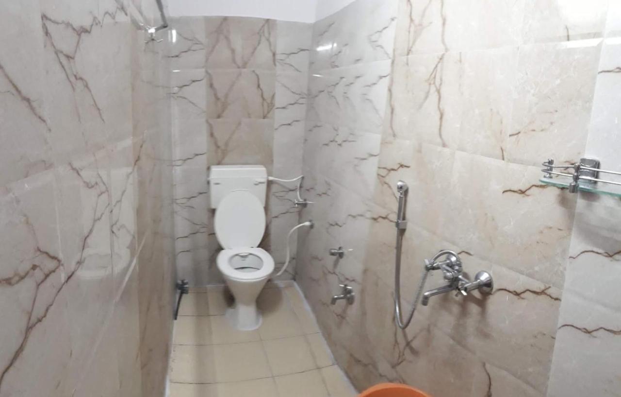 Hotel Himalayan Inn Uttarkāshi Zewnętrze zdjęcie